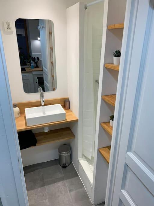 Ferienwohnung Le Petit Cocon Nimois Nîmes Exterior foto